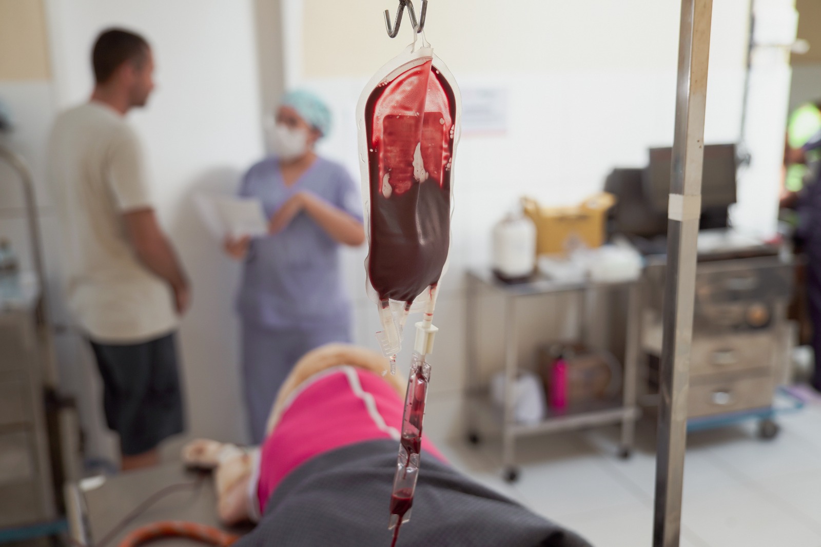 Bolsa de sangue durante transfusão