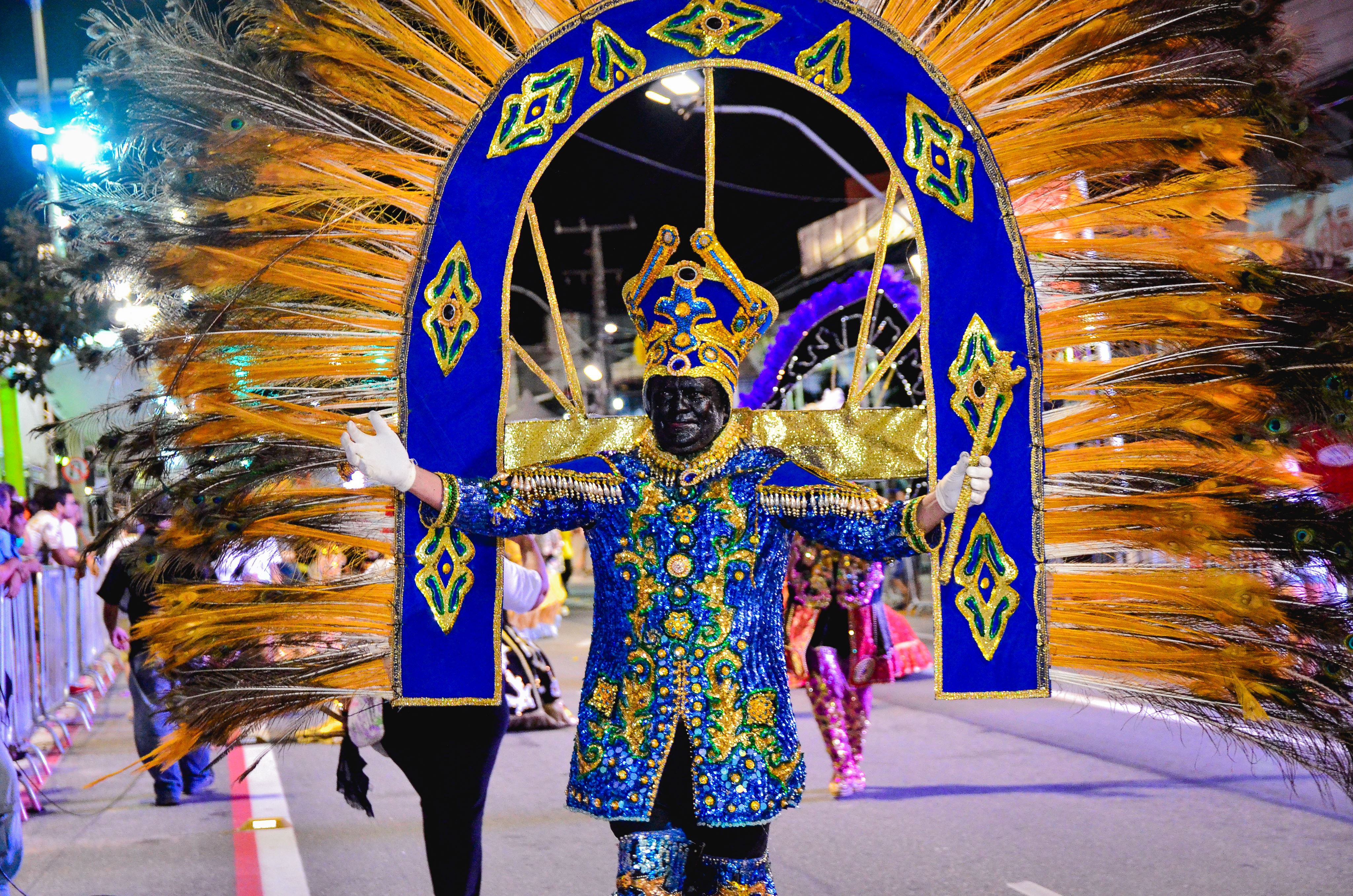 Apresentação de Maracatu na Domingos Olímpio durante o Carnaval 2017