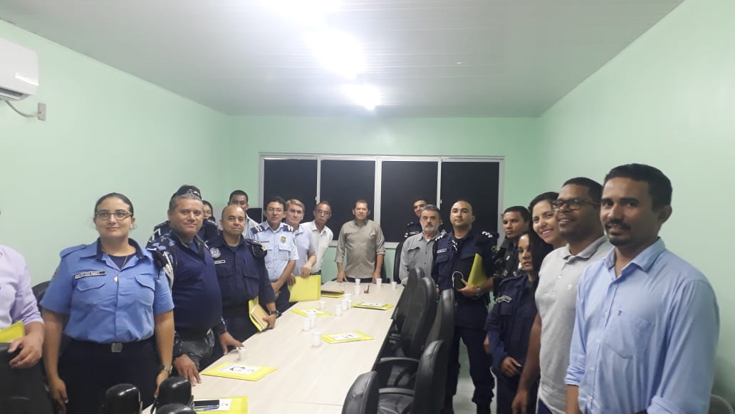 Representantes das Secretarias Municipais de Segurança e Guardas Municipais da Região Metropolitana de Fortaleza 