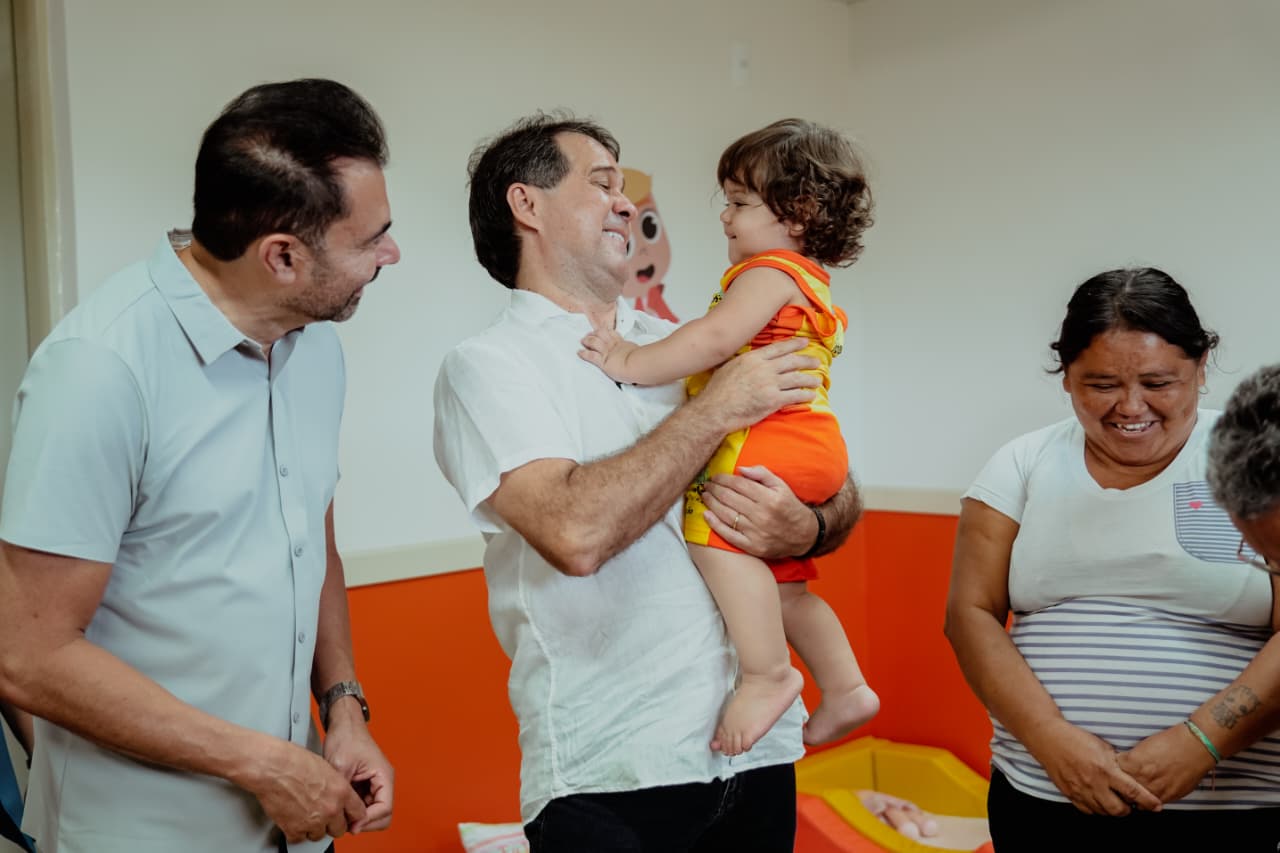 “As entregas que estamos realizando, no Conjunto Ceará e em toda Fortaleza, são fruto de muito esforço, união e de uma gestão compartilhada com lideranças “As entregas que estamos realizando, no Conjunto Ceará e em toda Fortaleza, são fruto de muito esforço, união e de uma gestão compartilhada com lideranças